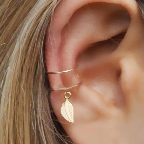 Vivian Boutique Jewelry - NEW Gold Leaf Ear Cuff Clip Dangle Earring